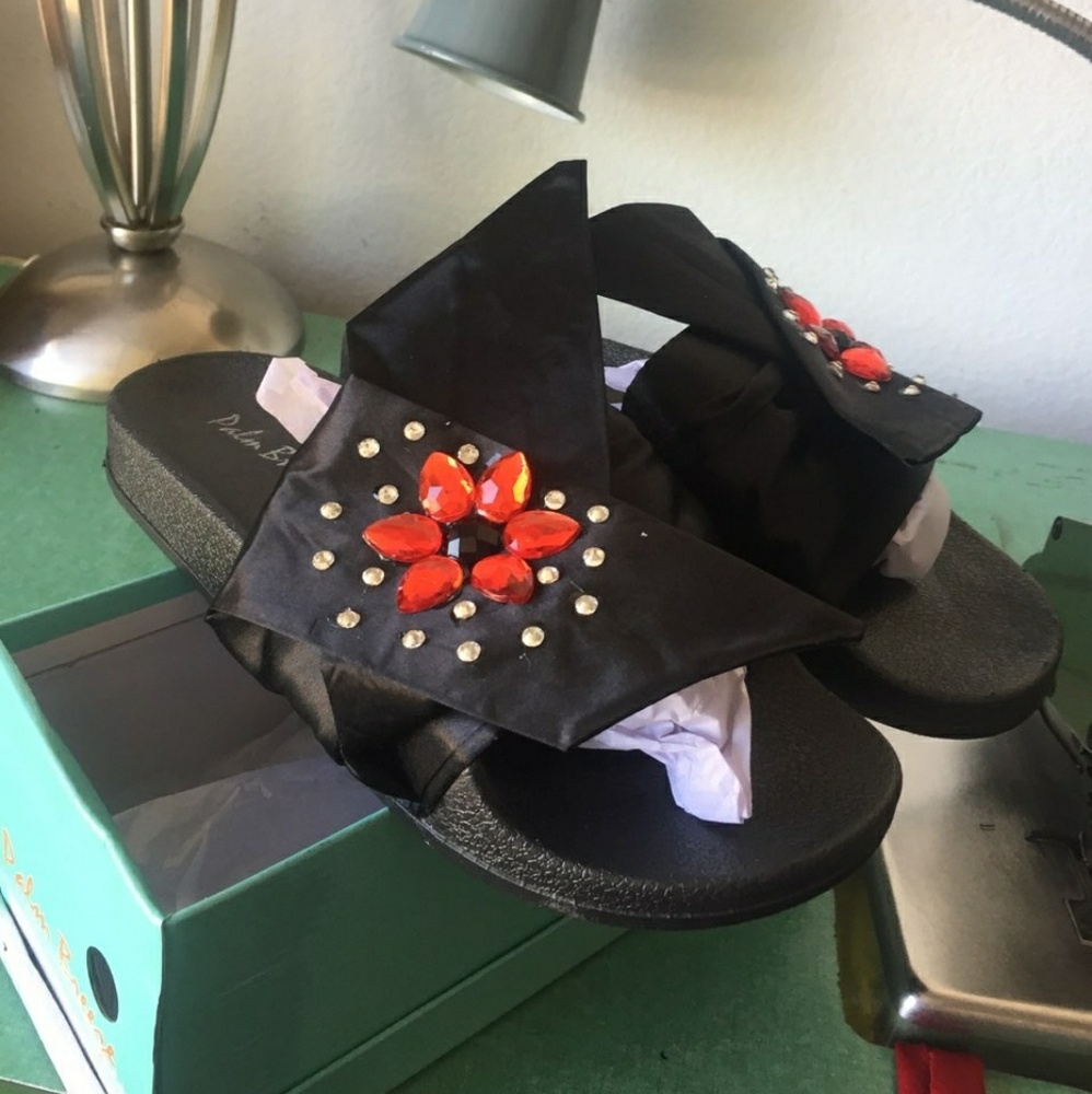 Shoes - Picture 6 of 6